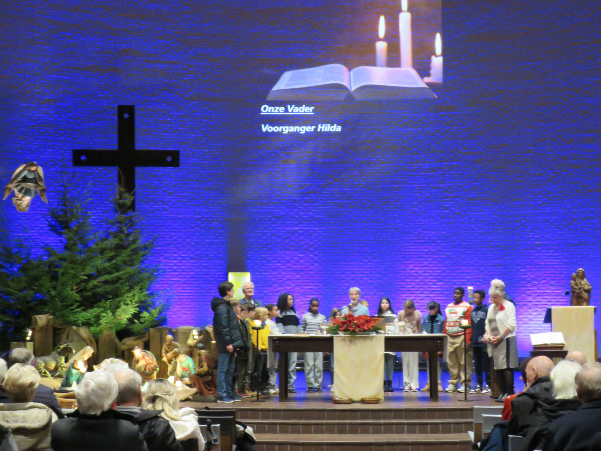 Kerstavondviering - Vijf gebedsleiders - Sint-Annakoor - Joannes Thuy - Sint-Anna-ten-Drieënkerk, Antwerpen Linkeroever