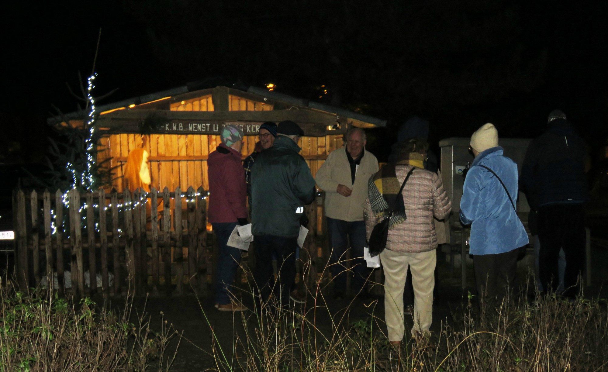 Kerststalzingen - KWB - Kerststal Melis Stokelaan - Driekoningenzingen - Sint-Anna-ten-Drieënparochie, Antwerpen Linkeroever