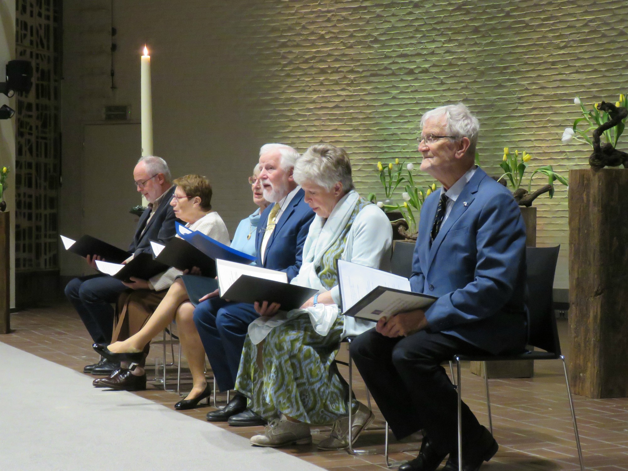 Paaswake - De 6 gebedsleiders die de prachtige viering voorgaan