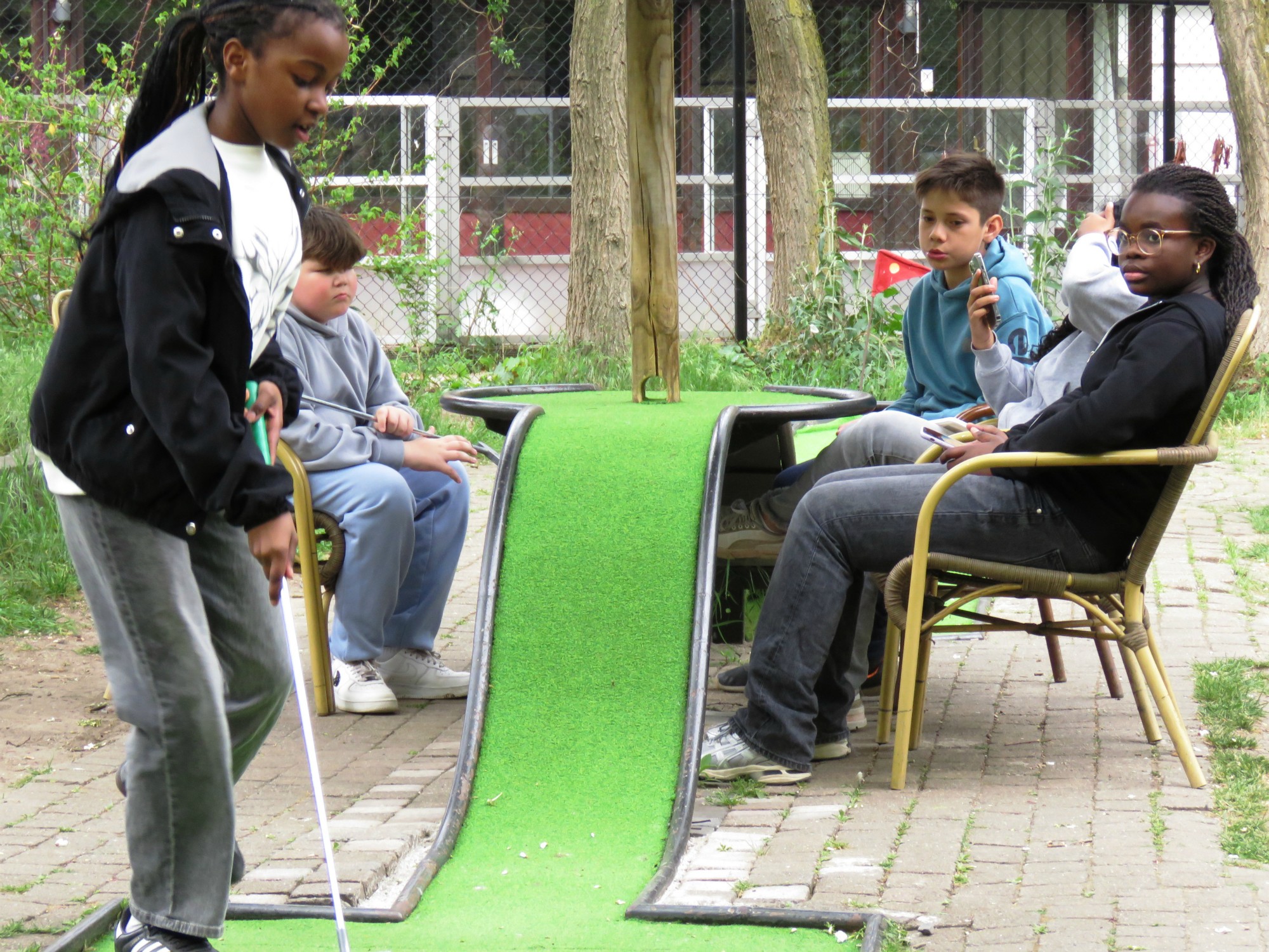 Vormelingen 2025 - Minigolf om samen de dag af te sluiten