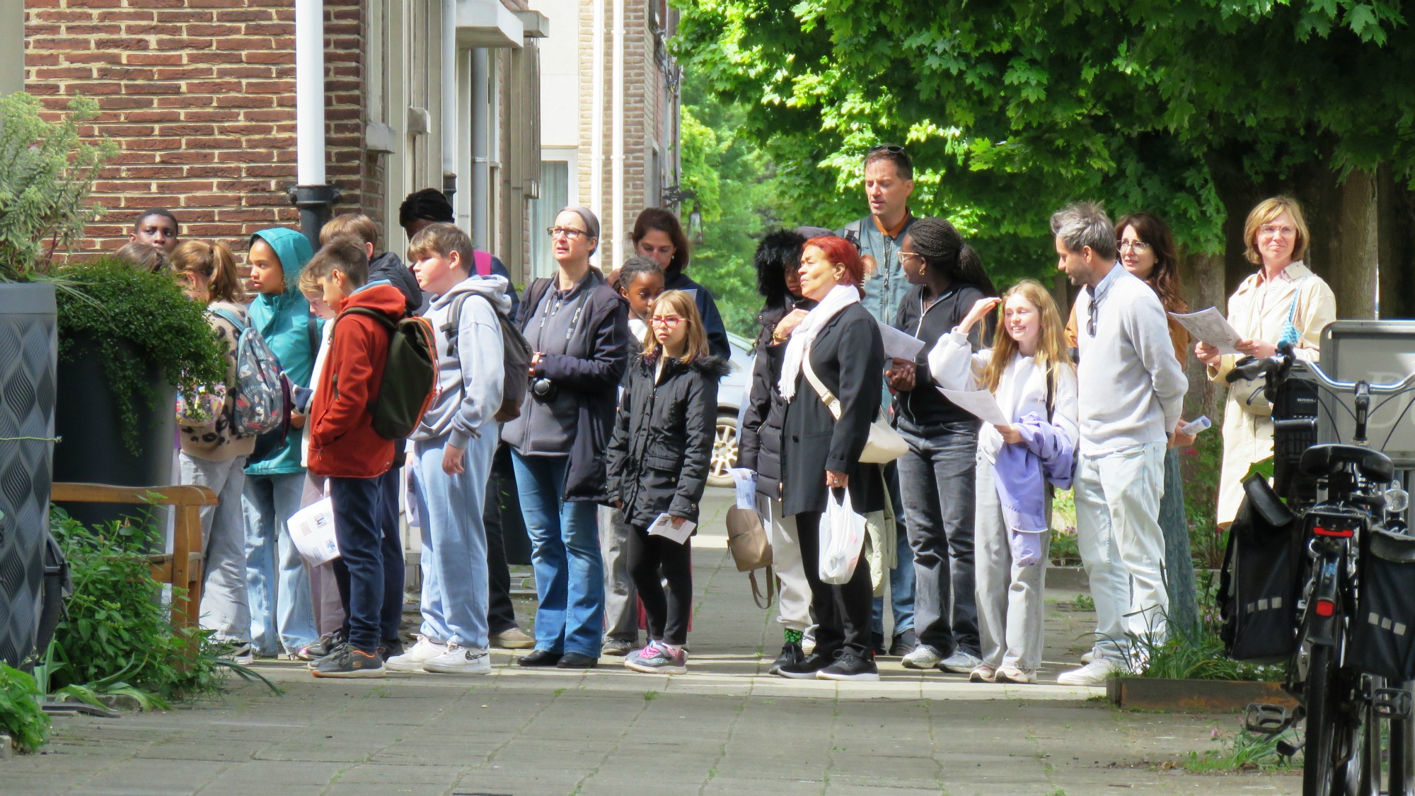 Zoektocht - Op zoek in de Paul Van Ostayenlaan