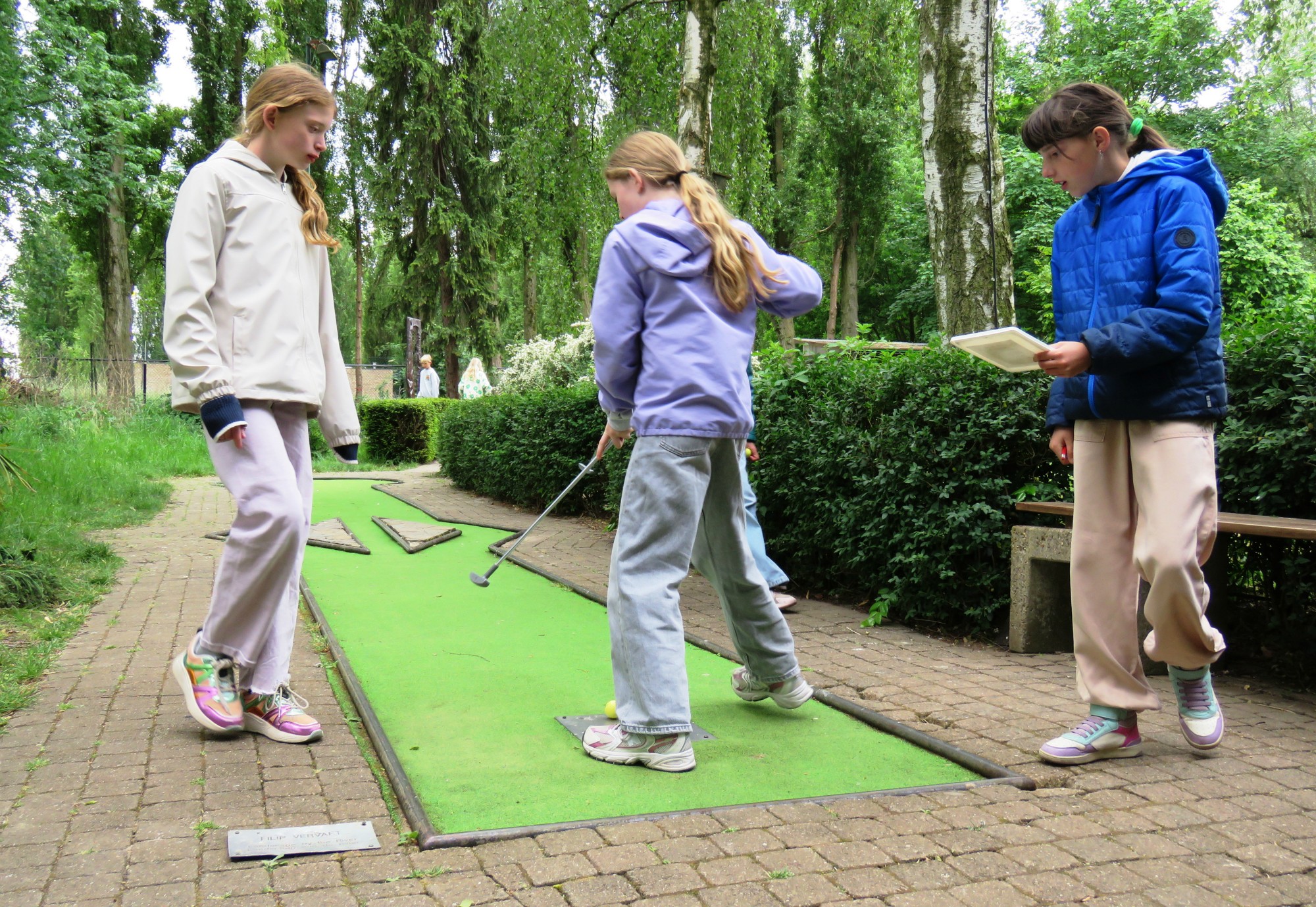 Vormelingen 2025 - Minigolf om samen de dag af te sluiten