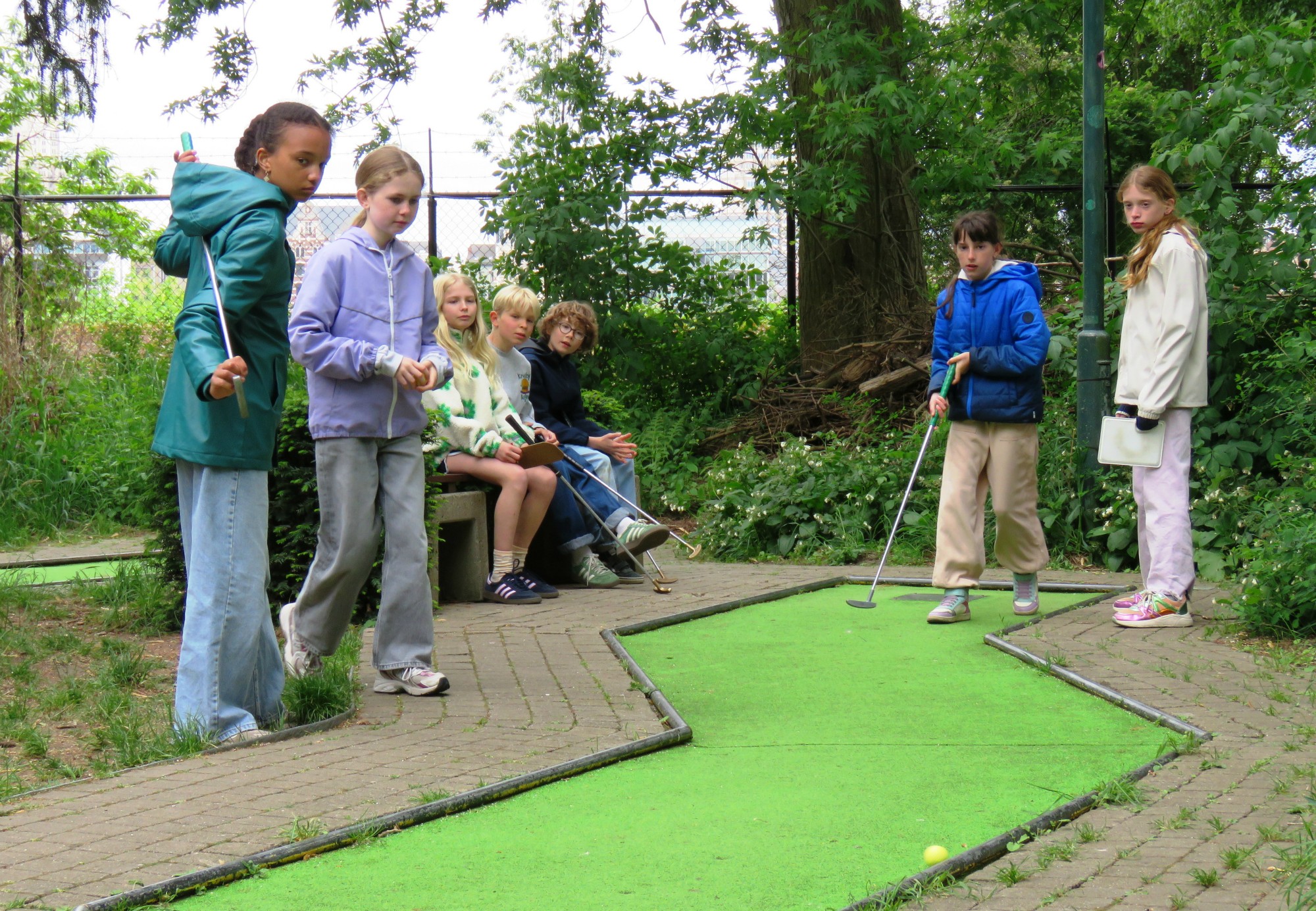 Vormelingen 2025 - Minigolf om samen de dag af te sluiten