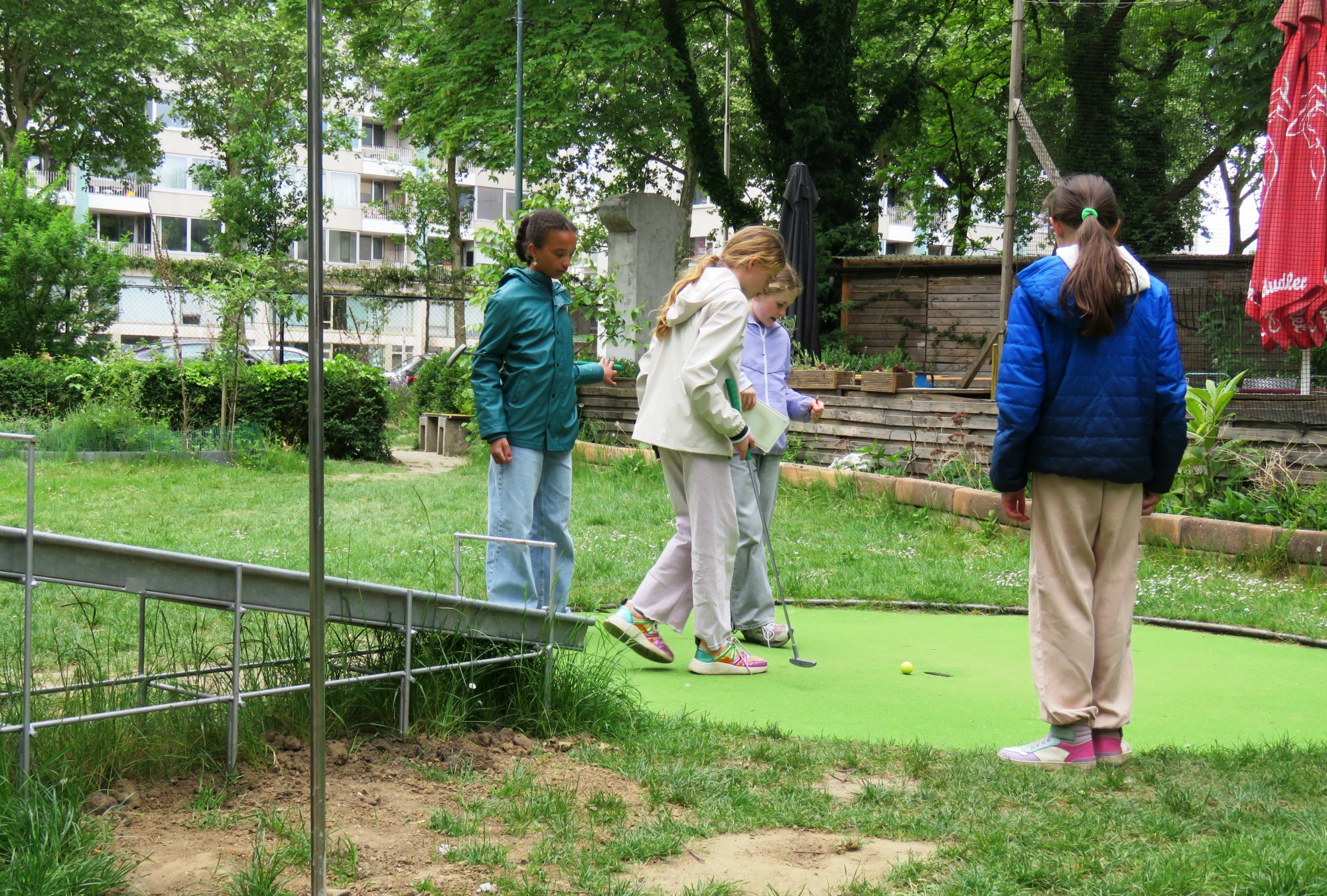 Vormelingen 2025 - Minigolf om samen de dag af te sluiten