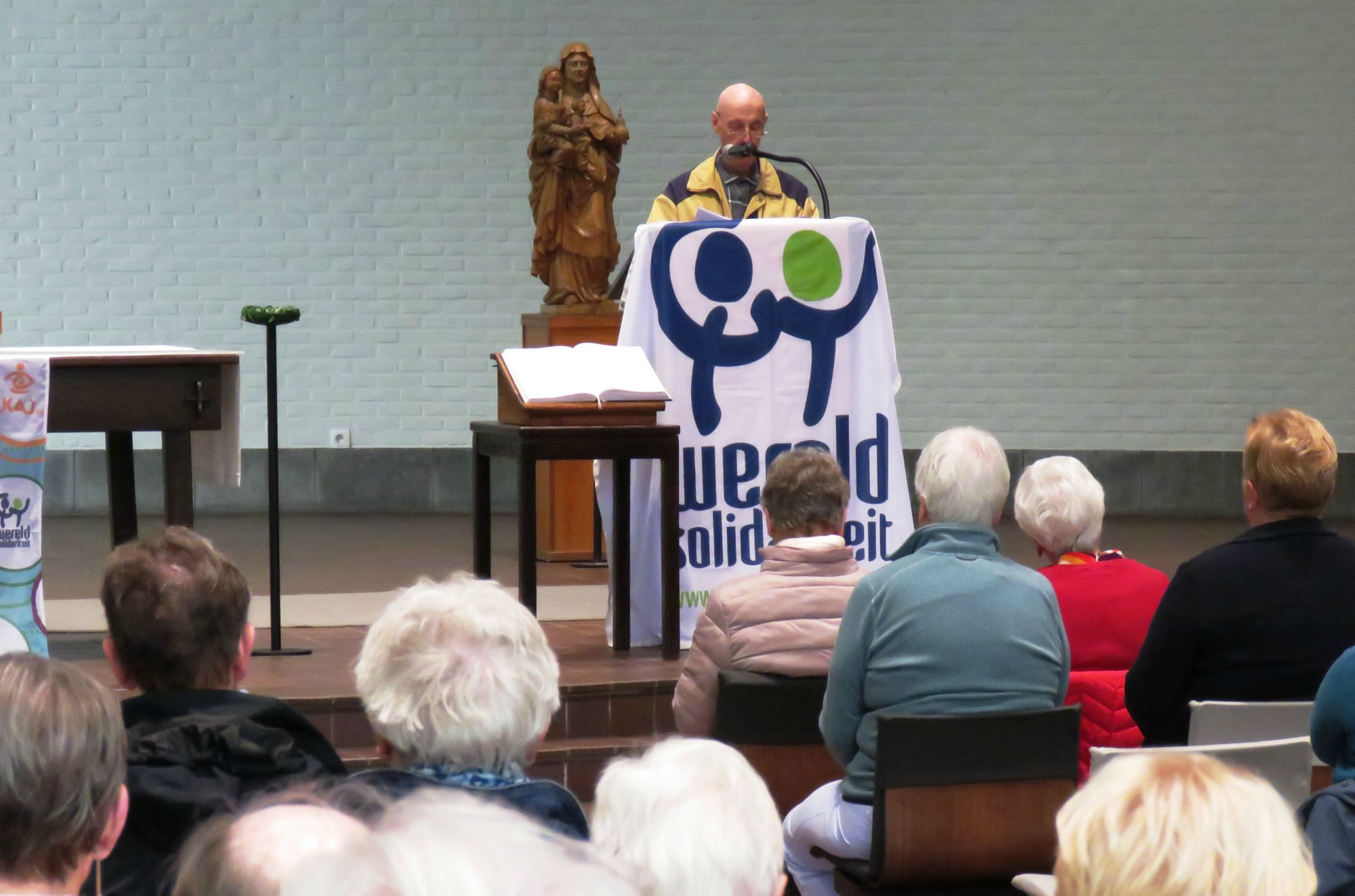 Rerum Novarum viering - De eerste lezing rondom geluk door Ludo Rutten